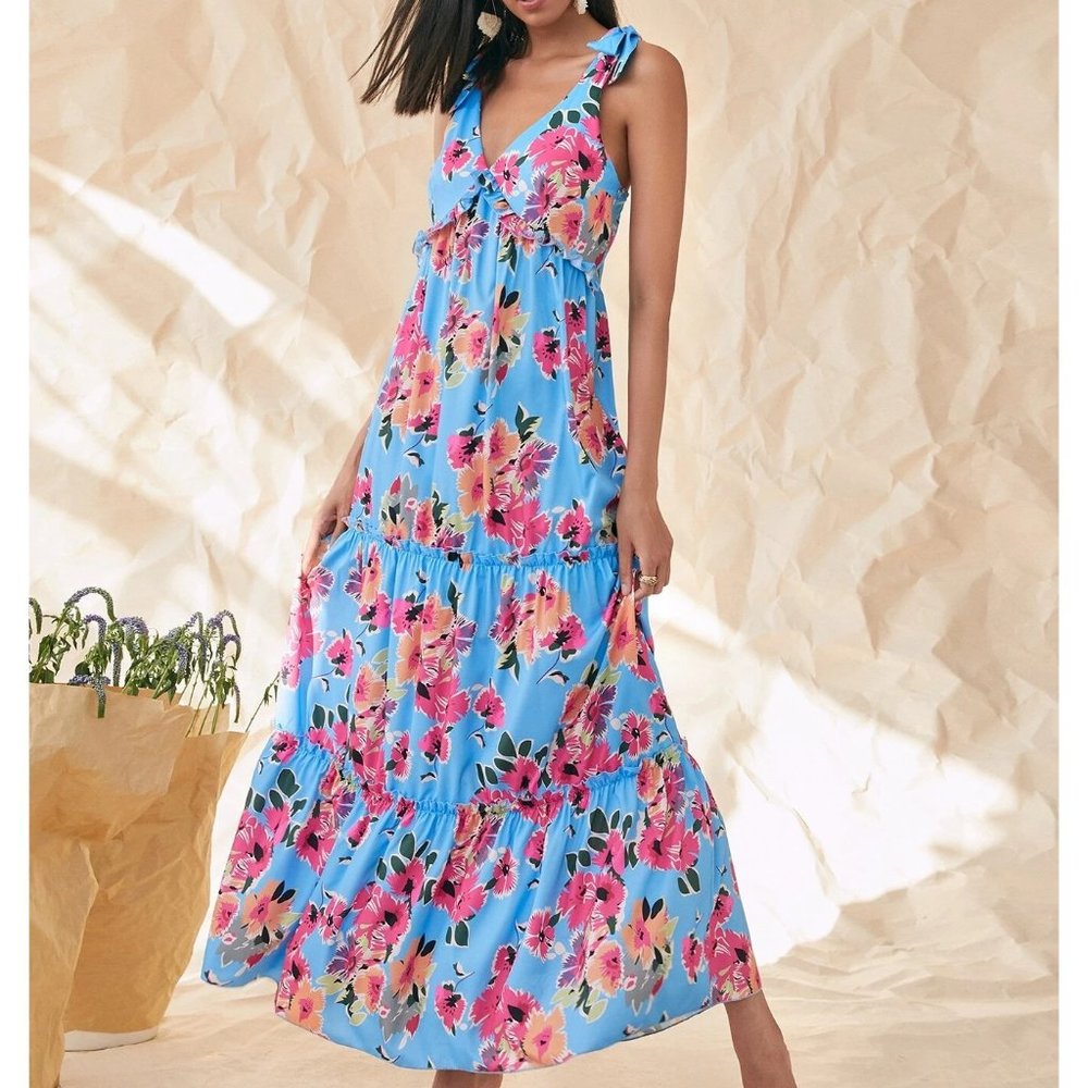 NEW! Size 4 Knot Straps Floral Print Maxi Dress